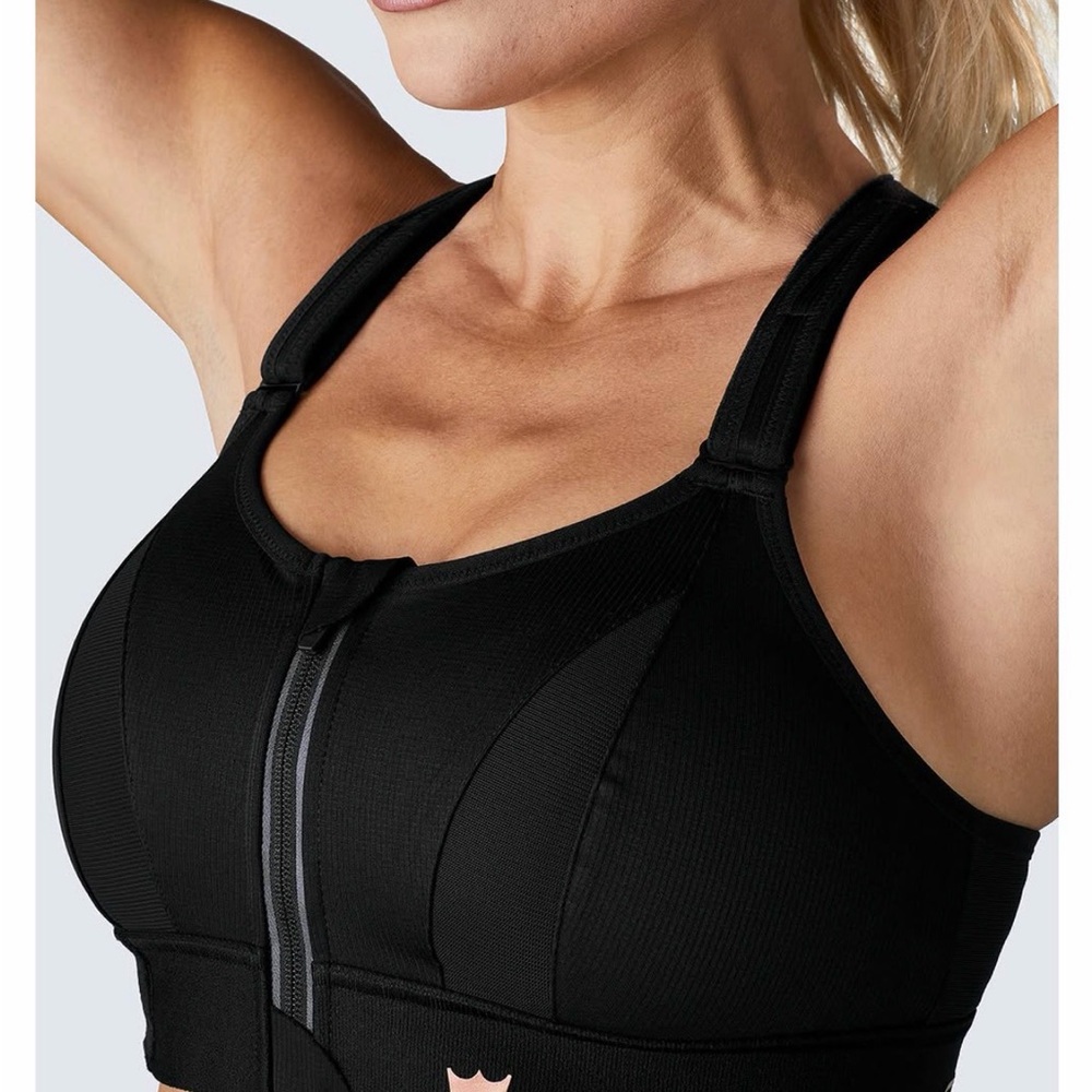 SHEFIT Ultimate high impact Sports Bra with Front Zipper Small